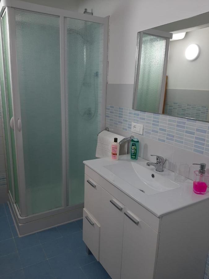 Casa Vacanze Mannina 카스텔라마레델골포 외부 사진