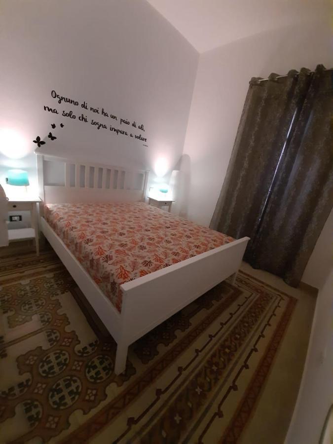 Casa Vacanze Mannina 카스텔라마레델골포 외부 사진