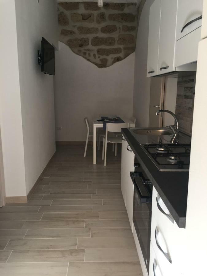 Casa Vacanze Mannina 카스텔라마레델골포 외부 사진